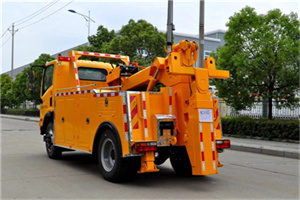 郧县高速路拖车费